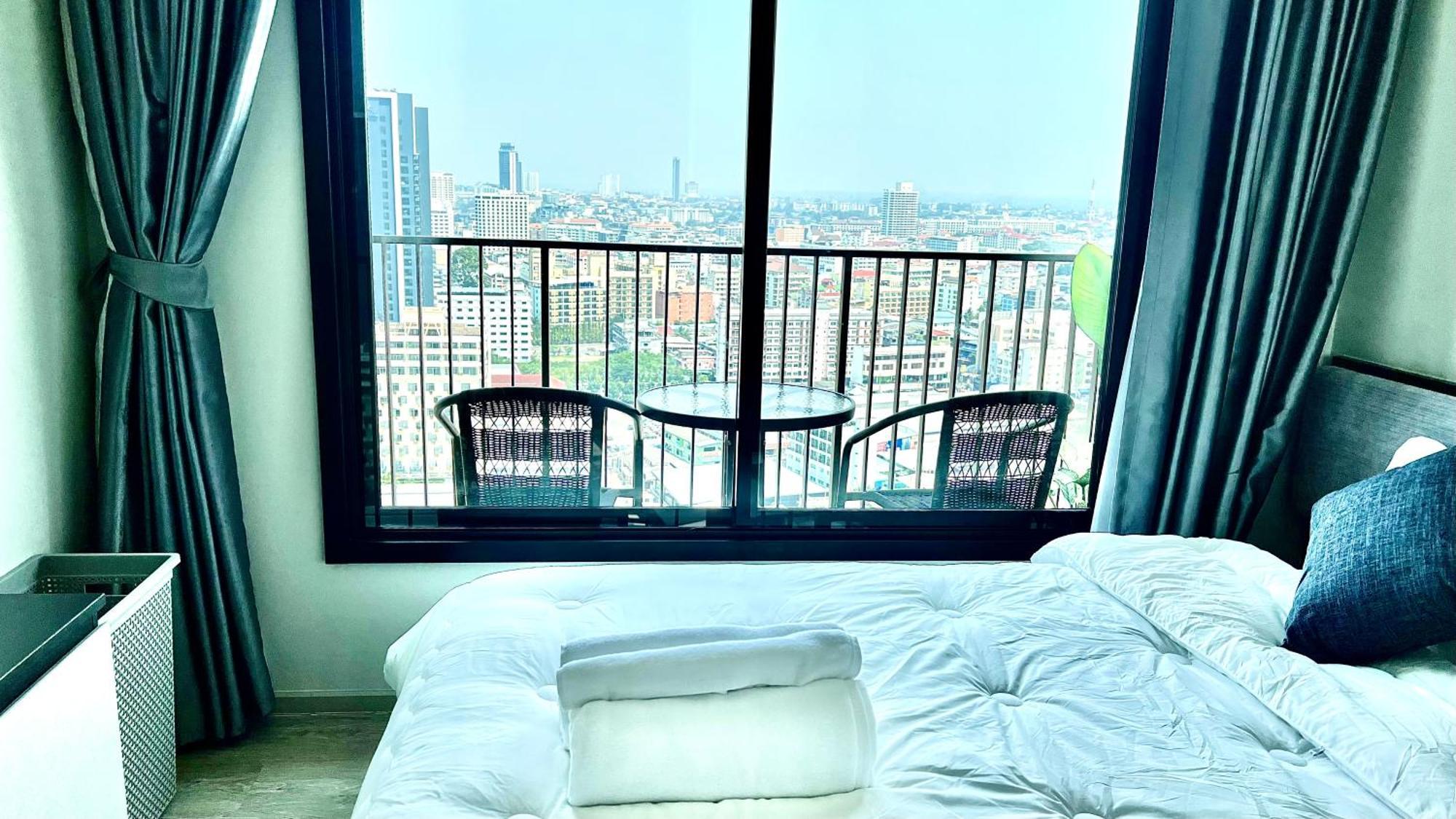 Sea View Pattaya Beach @The Base Central Патая Екстериор снимка