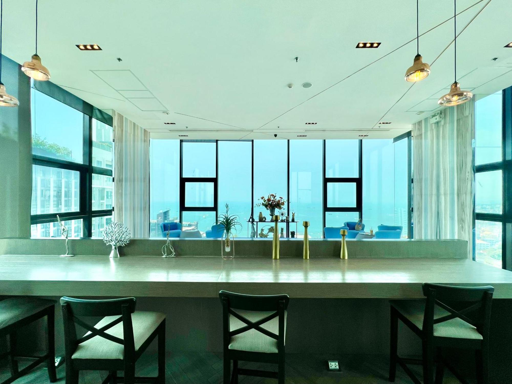 Sea View Pattaya Beach @The Base Central Патая Екстериор снимка