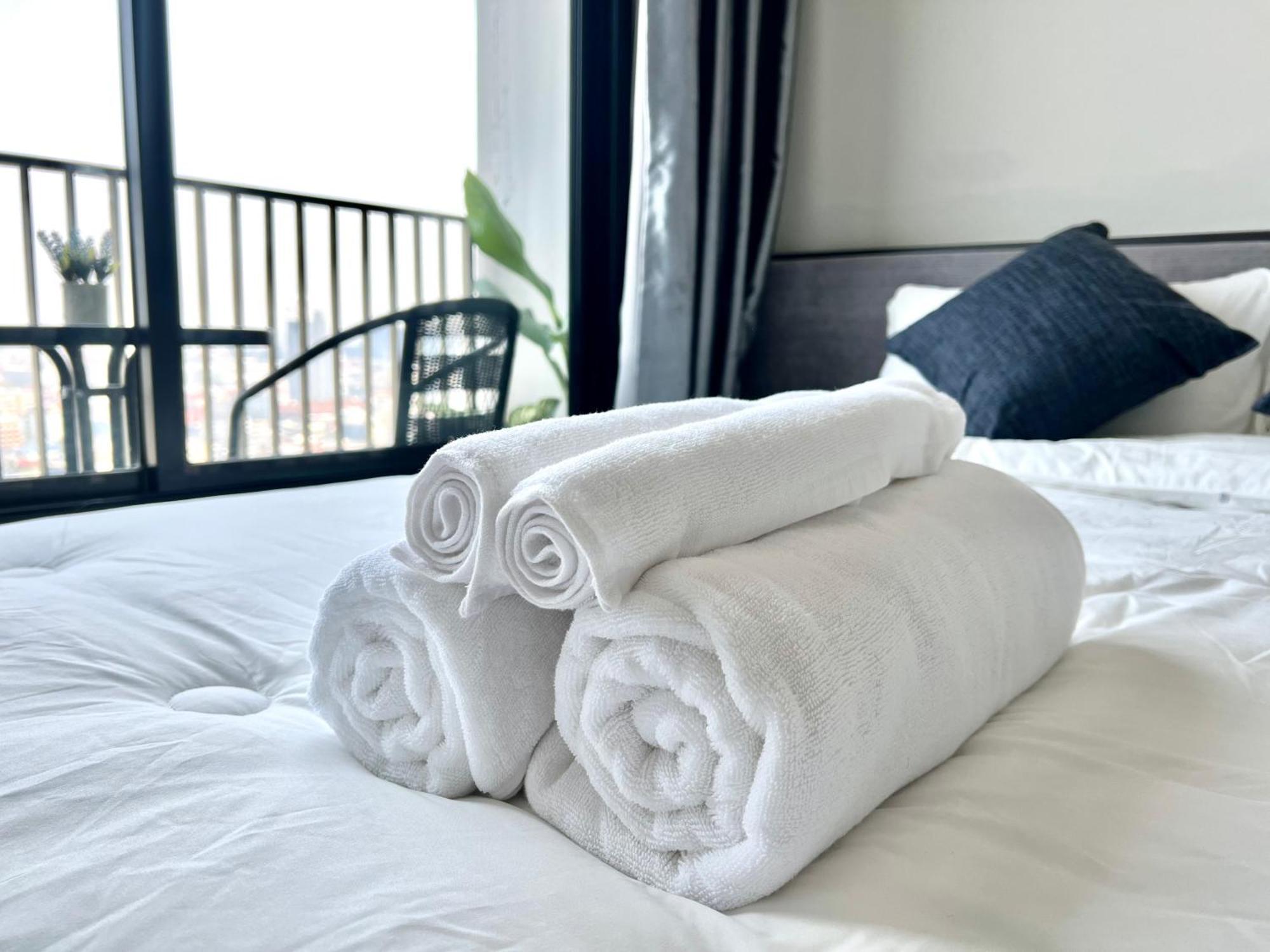 Sea View Pattaya Beach @The Base Central Патая Екстериор снимка
